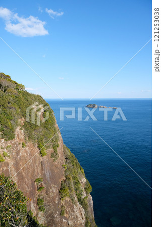 和歌山県_ホテル浦島狼煙山遊園展望台から東側風景1_2024年2月 和歌山県_ホテル浦島狼煙山遊園展望台から東側風景1_2024年2月 121253038