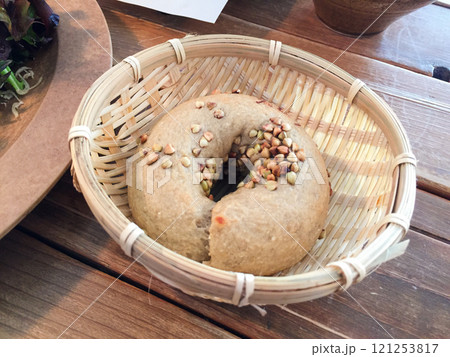 そば粉のベーグル　そばの実　蕎麦 121253817