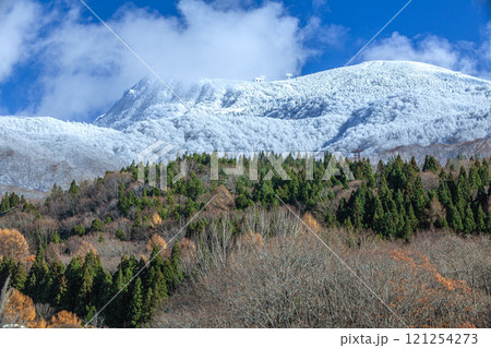 新雪の蔵王 121254273