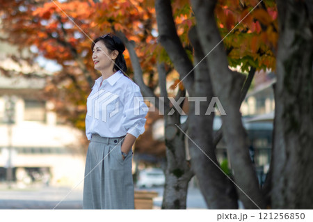 A middle-aged woman's lifestyle A middle-aged woman's lifestyle 121256850
