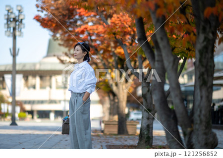 A middle-aged woman's lifestyle A middle-aged woman's lifestyle 121256852