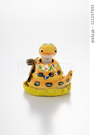 干支の置物　巳年　お正月のイメージ 121257935