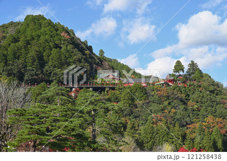 津和野の城山に鎮座する太皷谷稲成神社【島根県/津和野町】 121258438