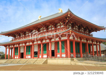 奈良　法相宗大本山　興福寺　中金堂 121259040