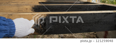 Waterproofing of wooden boards 121259048