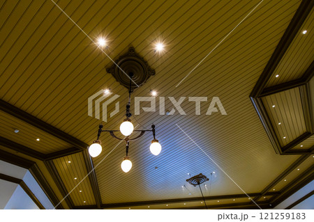 門司港レトロ　門司港駅【福岡県北九州市】 121259183