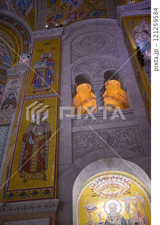 Ornate interior of the Church of Saint Sava, Serbian Orthodox church in Belgrade, Serbia 121259584