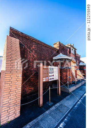 旧長崎刑務所正門【長崎県諫早市】 121259849