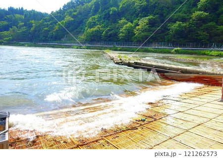 道の駅　白鷹ヤナ公園　あゆ茶屋　最上川　白鷹町 121262573