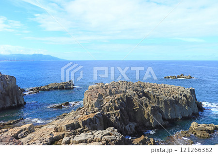 福井県坂井市、東尋坊の風景 121266382