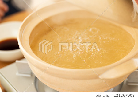 豚のしゃぶしゃぶ鍋の出汁 豚のしゃぶしゃぶ鍋の出汁 121267908