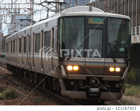 塚本駅を通過する223系6000番台区間快速新三田行き(MA14) 121267921