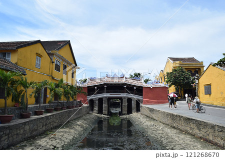 ベトナム・ホイアンの日本橋(来遠橋) 121268670