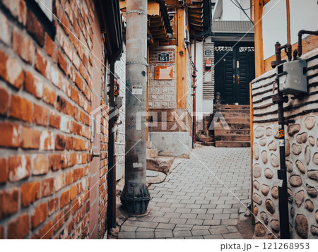 ソウル　北村韓屋村 121268953