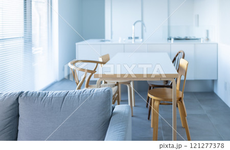 誰もいない部屋 121277378