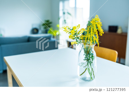 おしゃれなLDK 121277395