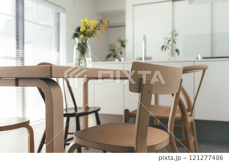 誰もいない部屋 121277486