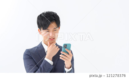 男性 スマートフォン 男性 スマートフォン 121278376