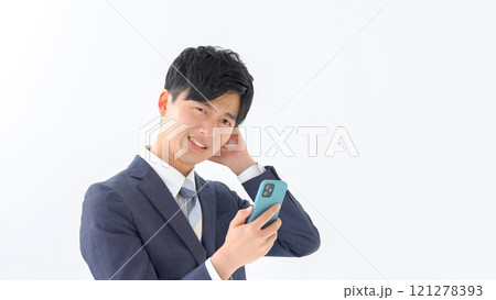 男性 スマートフォン 男性 スマートフォン 121278393