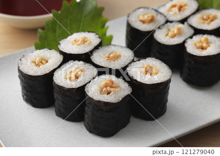 納豆巻き 121279040