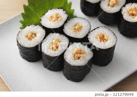 納豆巻き 121279049