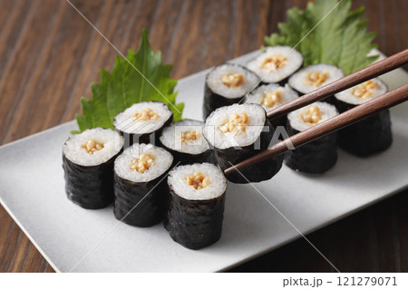 納豆巻き 納豆巻き 121279071