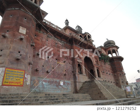 Varanasi is a city on the Ganges river in northern India that has a central place in pilgrimage, death, and mourning in the Hindu world. 121279252