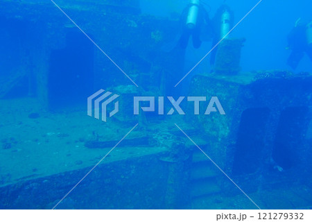 The Seatiger shipwreck when SCUBA diving off of Oahu. Wreck diving adventures with Oahu Diving, your wreck dive specialist. The Seatiger shipwreck when SCUBA diving off of Oahu. Wreck diving adventures with Oahu Diving, your wreck dive specialist. 121279332