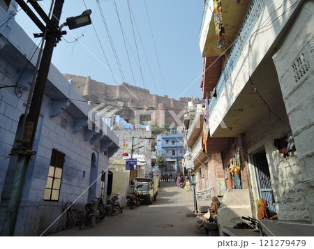 Jodhpur is a famous seightseeing place and tourist spot. Best places to visit near Jodhpur are Sheesh Mahal, Jodhpur Fort, Umaid Bhawan Palace. 121279479