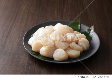 北海道オホーツク産の帆立の貝柱 121283426