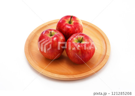 新鮮なりんご 121285208