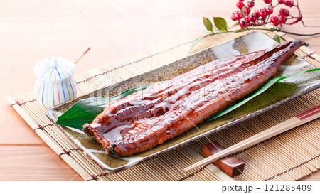 国産 うなぎ蒲焼 121285409