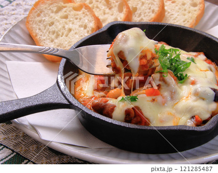 豚モツのトマト煮込み　チーズ焼き　トリッパ風 121285487