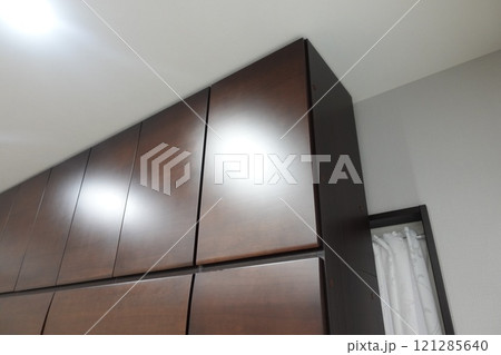 天井についた棚 天井についた棚 121285640