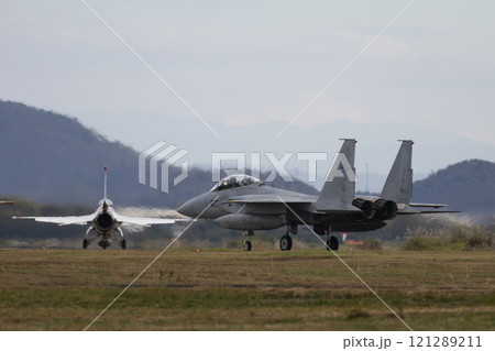 航空自衛隊の戦闘機 航空自衛隊の戦闘機 121289211