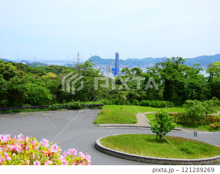下関市の総合公園老の山公園から関門海峡展望 121289269
