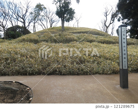 長柄桜山古墳群の第1号墳 121289675