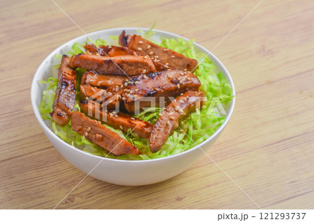 豚ロースどんぶり 豚ロースどんぶり 121293737