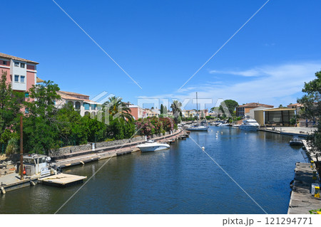 Port Grimaud, Var, Provence-Alpes-Cote d'Azur, Provence, France, Mediterranean, Europe 121294771
