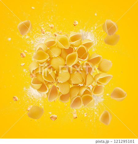 Conchiglie pasta shells Conchiglie pasta shells 121295101