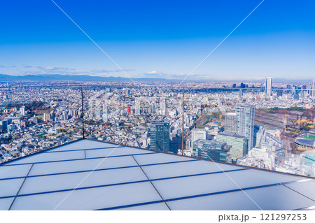【東京都】SHIBUYA SKYから眺める東京都市風景 121297253