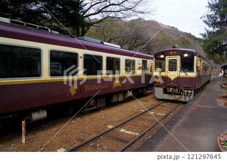 ローカル線 わたらせ渓谷鐵道 ローカル線 わたらせ渓谷鐵道 121297645