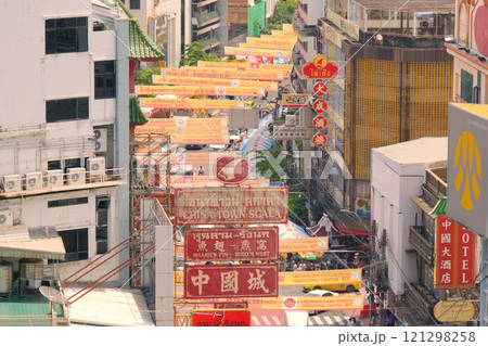 Bangkok China Town in Jae Festival（菜食週間中のバンコク中華街） 121298258