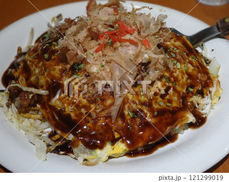 お店で食べる「お好み焼き」 お店で食べる「お好み焼き」 121299019