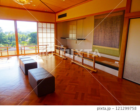 旧吉田茂邸の金の間（神奈川県大磯町） 121299758