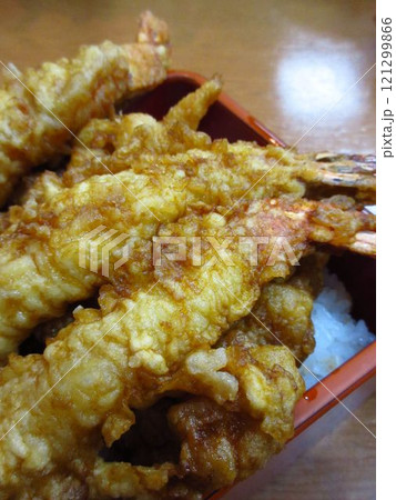 浅草の日本最古の天ぷら老舗で食べる「天丼」 浅草の日本最古の天ぷら老舗で食べる「天丼」 121299866