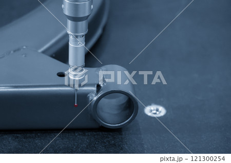 The  CMM probe measuring the  aluminum automotive parts. 121300254