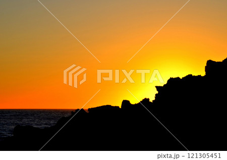 Sunset at Cala de Roche, Conil de la Frontera Sunset at Cala de Roche, Conil de la Frontera 121305451