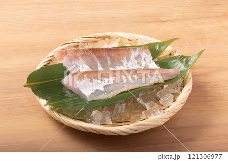 ［青森県産］天然　ひらまさ　刺身用 121306977