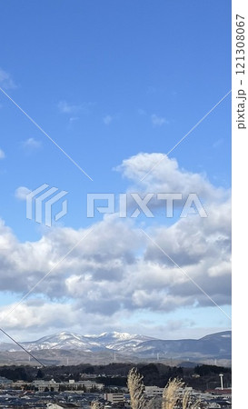 青い空と白い雲 121308067